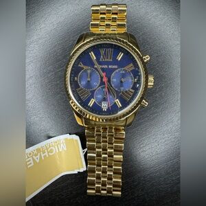 NWT Michael Kors watch